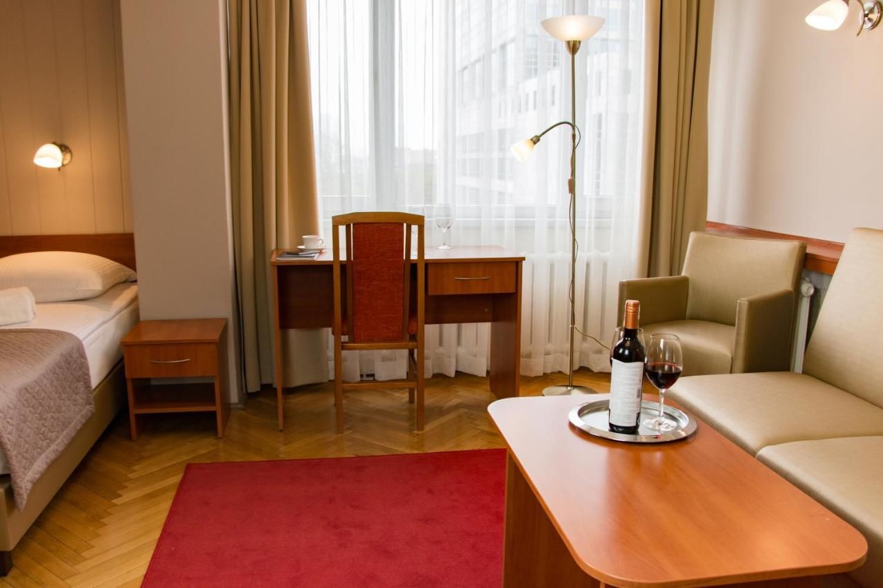 Отель Hotel Katowice Economy Катовице-21